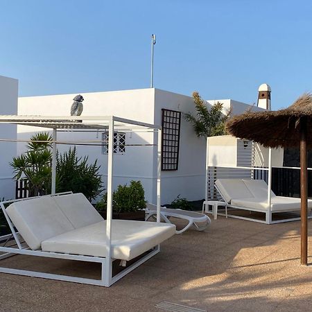 Apartamentos Livvo Coloradamar Playa Blanca  Exterior foto