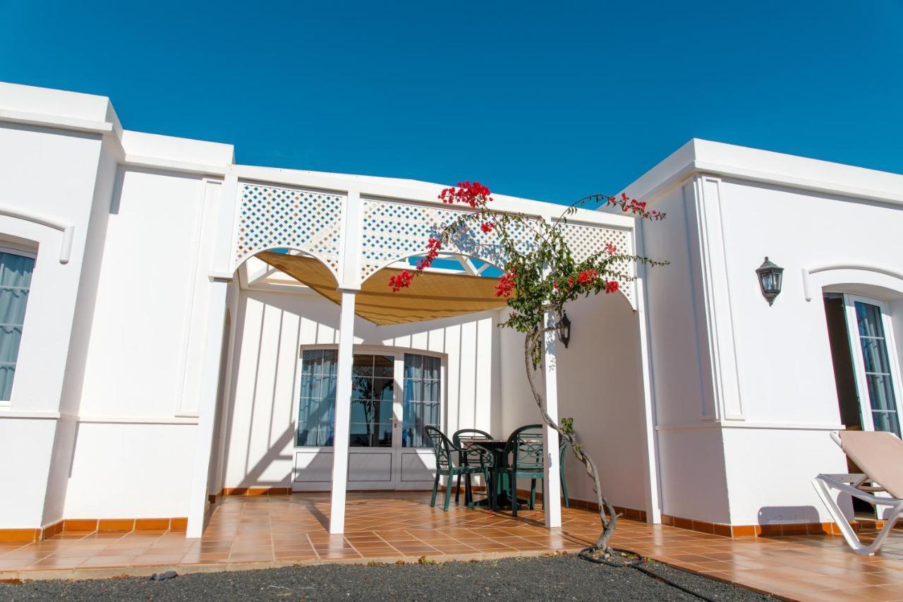 Apartamentos Livvo Coloradamar Playa Blanca  Exterior foto