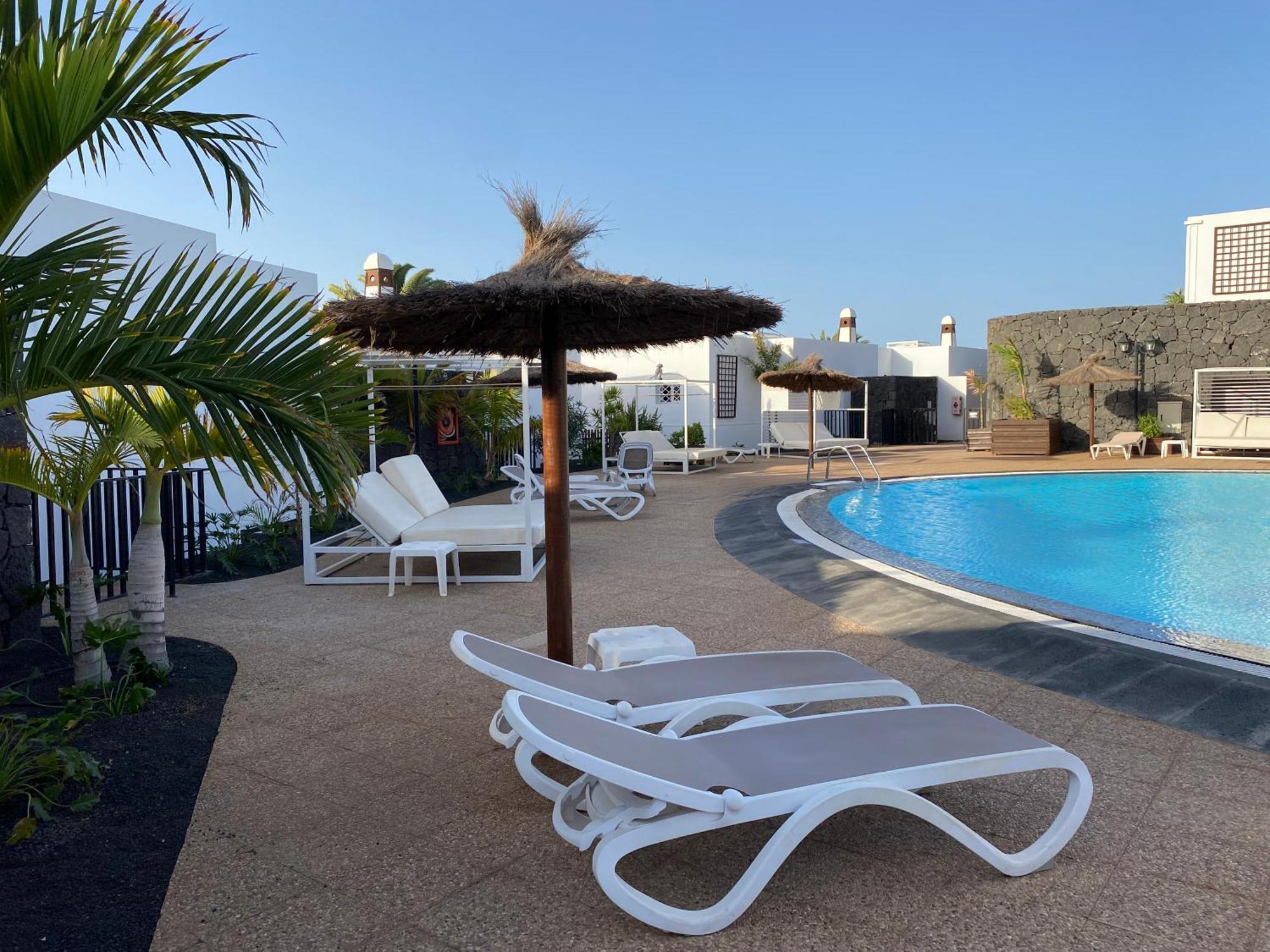 Apartamentos Livvo Coloradamar Playa Blanca  Exterior foto